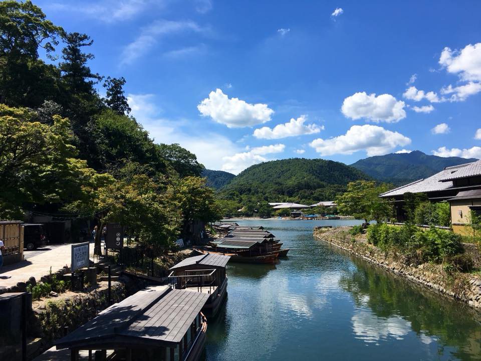 猛暑続く京都。嵐山も連日38度。暑い、暑い。